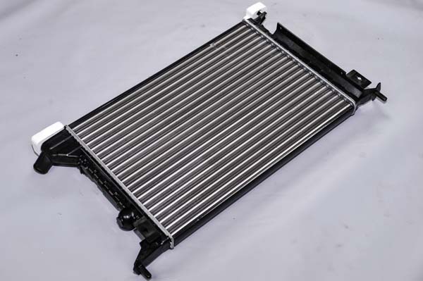 VECTRA B KLİMASIZ SU RADYATÖRÜ